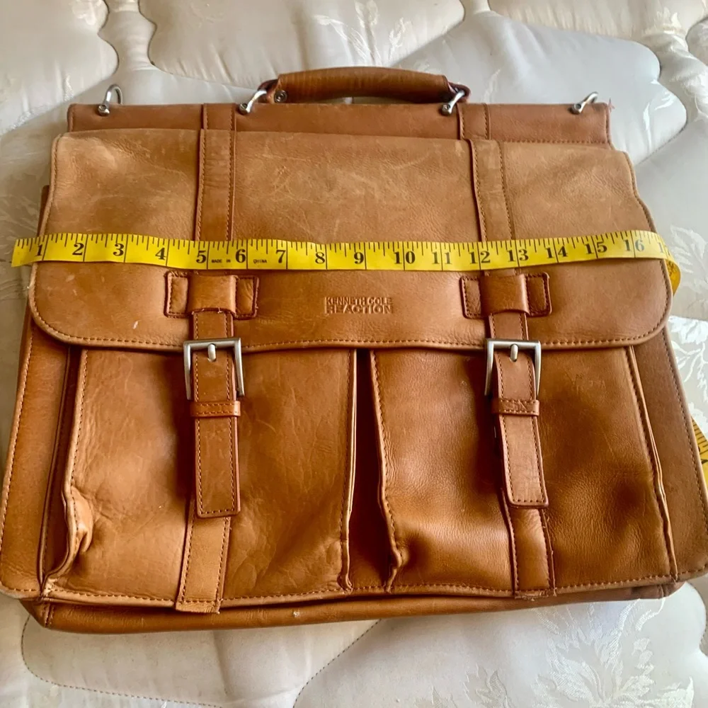 Kenneth Cole Reaction Cognac Leather Laptop Briefcase Messenger Bag